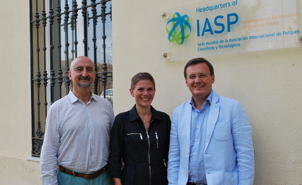 L-R: Luis Sanz, Ebba Lund and Igor Titov