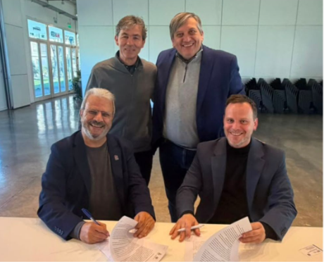 Tecnopuc and Polo Tecnológico MoU signing