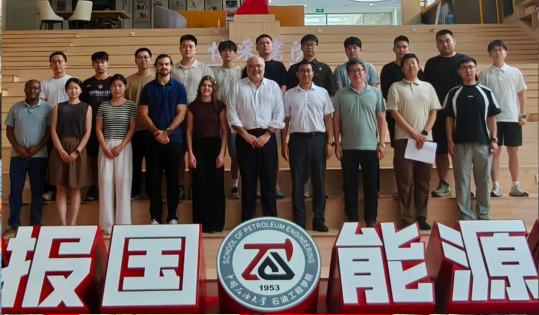 UFRJ Park Director, Romildo Toledo, visiting China University of Petroleum
