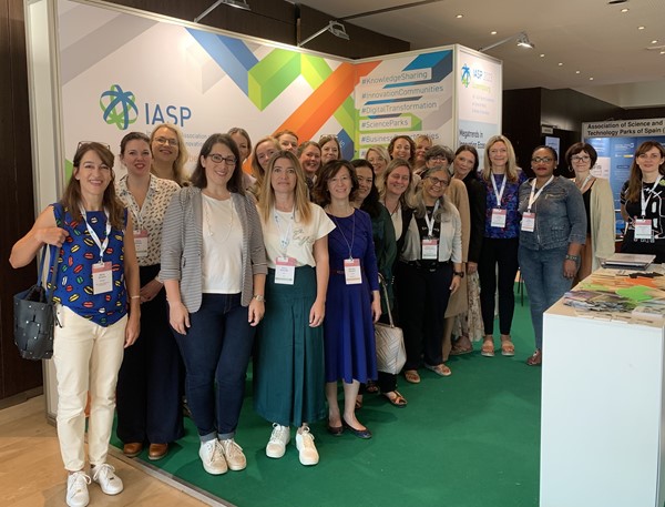 Women in IASP_Group photo Seville