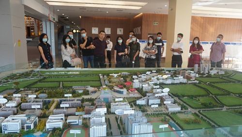 Delegates visit the Athletes’Village for the World University Games