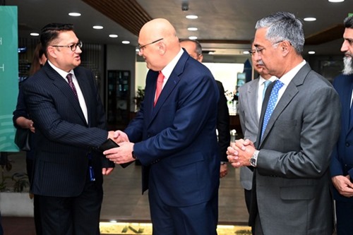 HBL CEO with Director NSTP
