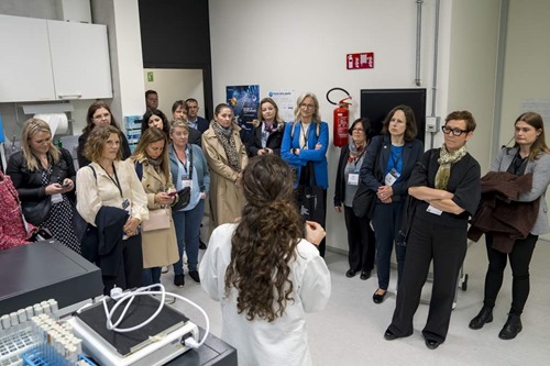 Lab visit during tech tour highlighting smart and sustainable manufacturing, food and health