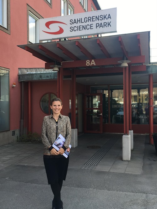 Ebba outside Sahlgrenska Science Park