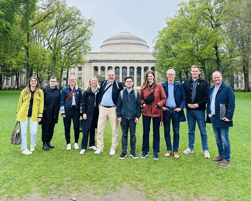 UI Science Park delegation visiting MIT