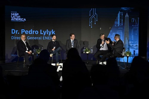 Panel discussion at IASP Latin American Division Conference