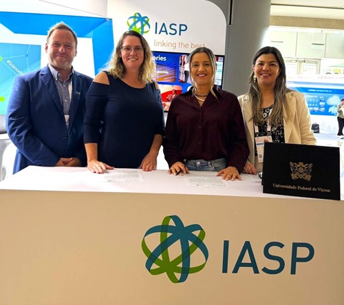 Saint Hyacinthe and tecnoPARQ representatives at IASP World Conference in Beijing