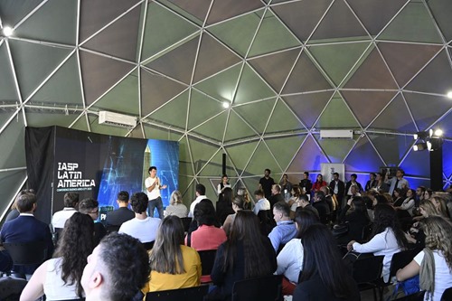 Session during the conference at Parque de Innovacion