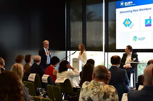 Ideas Powered for Business Network welcoming new members