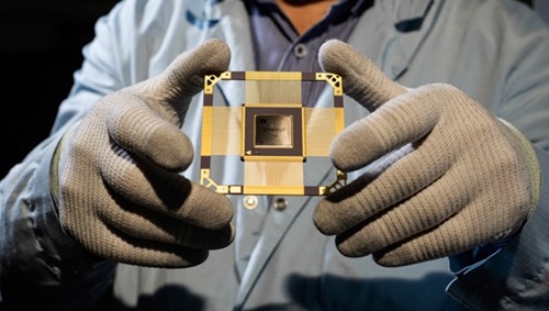 System on crystal microcircuits developed by ELVIS