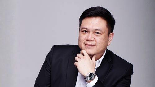 Tanyanuparb Anantana portrait