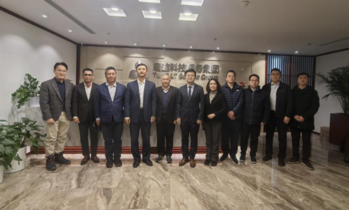 Thai delegation with Tuspark team