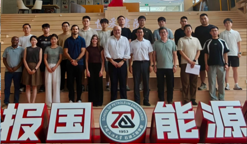 UFRJ Park Director, Romildo Toledo, visiting China University of Petroleum