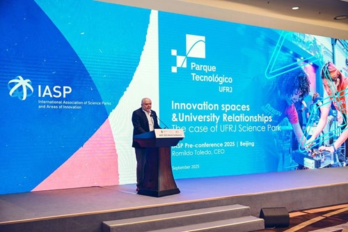 UFRJ Science Park in China (53)