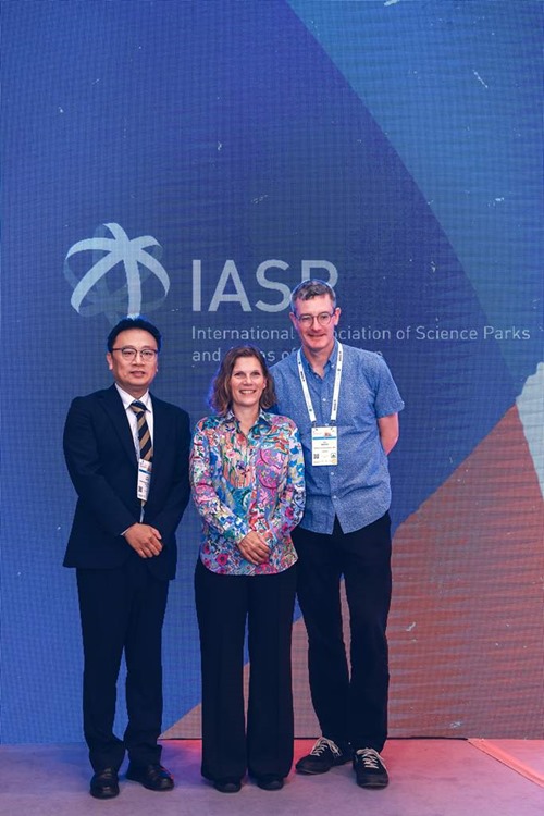 Hao Tang, Ebba Lund and Tom Bentley