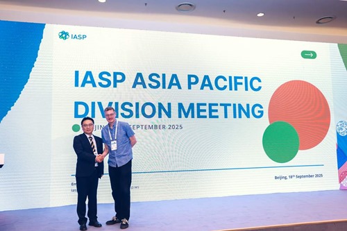 Hao Tang and Tom Bentley IASP Asia Pacific meeting in Beijing 2025