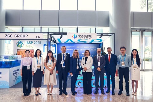 Board visiting ZGC Group booth 2025